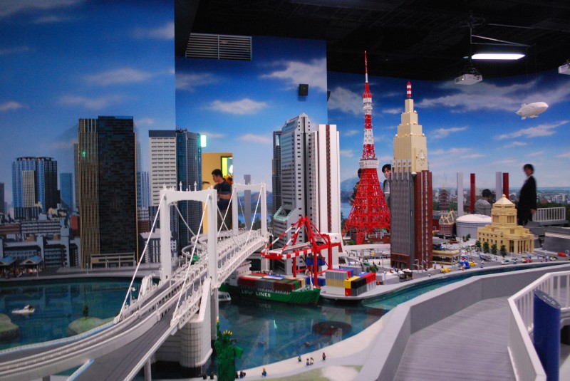 הייתם מספיקים לראות את טוקיו תוך שעה וחצי? ודאי! – בואו לטוקיו לנד דיסקברי לגו