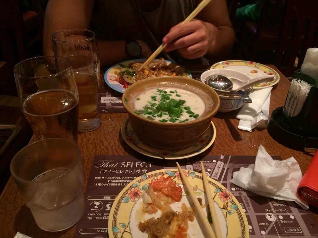 קארי חצילים ועוף