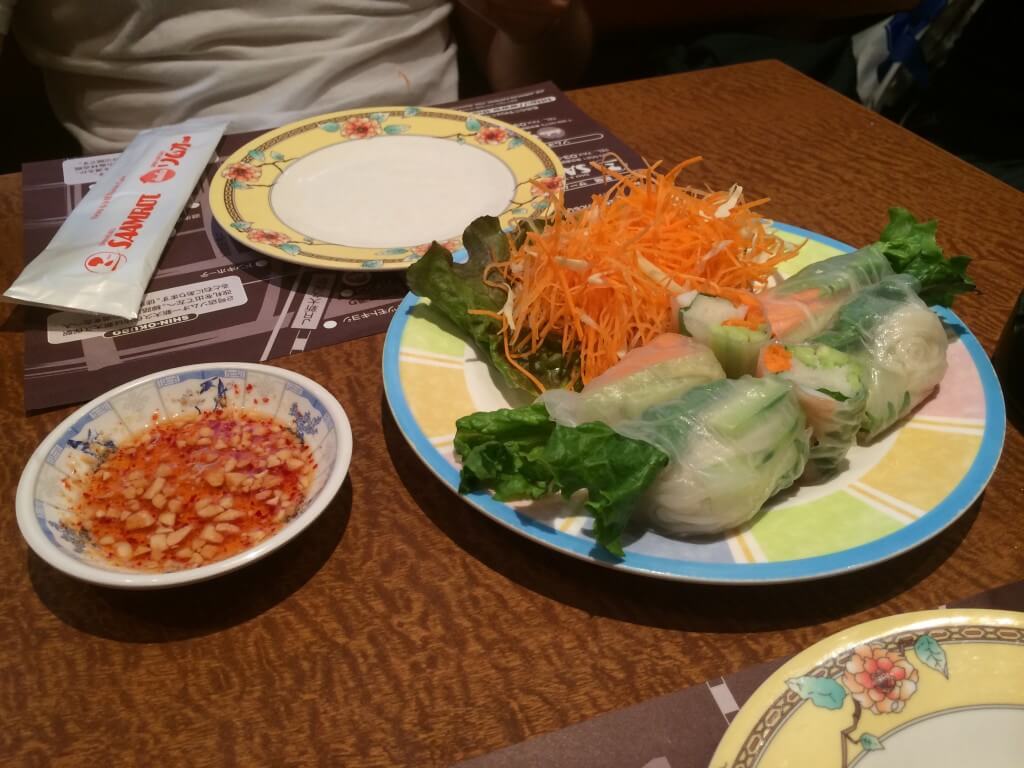 ספרינג רול נייר אורז שרימפס ירקות