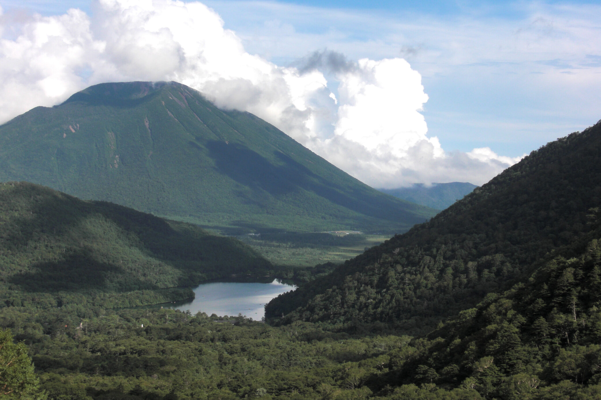 אגם יונוקו – יונישיגאווה אונסן – Lake Yunoko